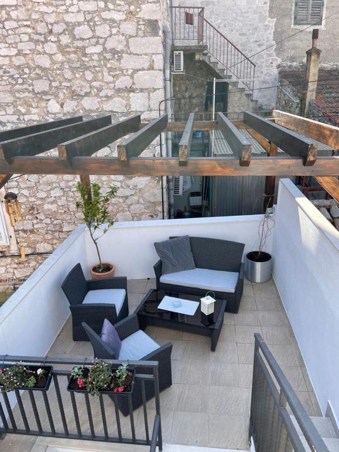 Aurum Apartment Шибеник Екстер'єр фото