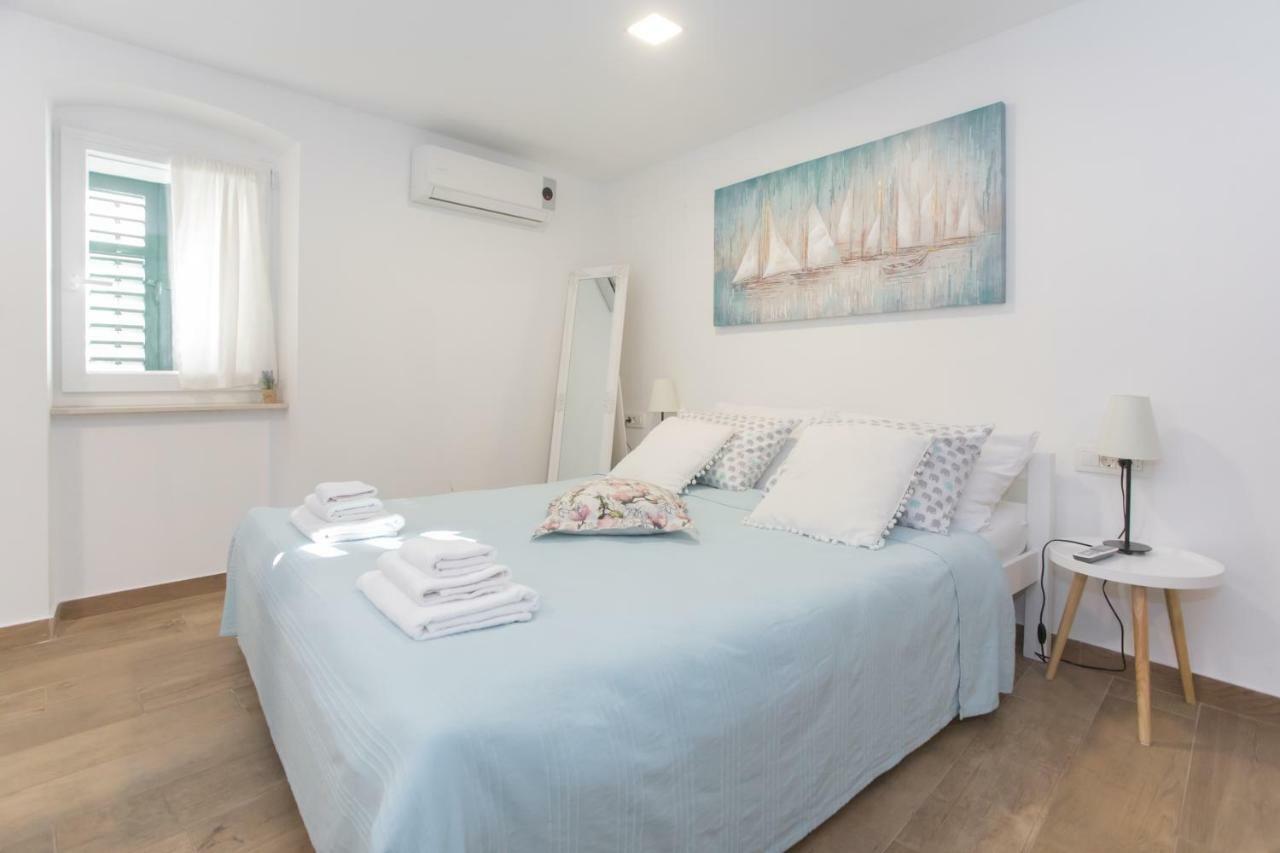 Aurum Apartment Шибеник Екстер'єр фото