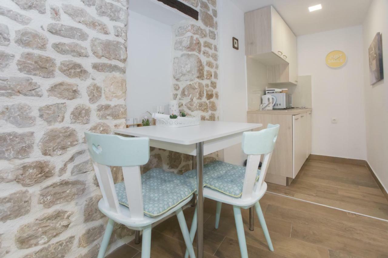 Aurum Apartment Шибеник Екстер'єр фото